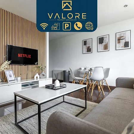 Luxury 2-Bed In Central Mk By Valore Property Services Milton Keynes Exterior photo