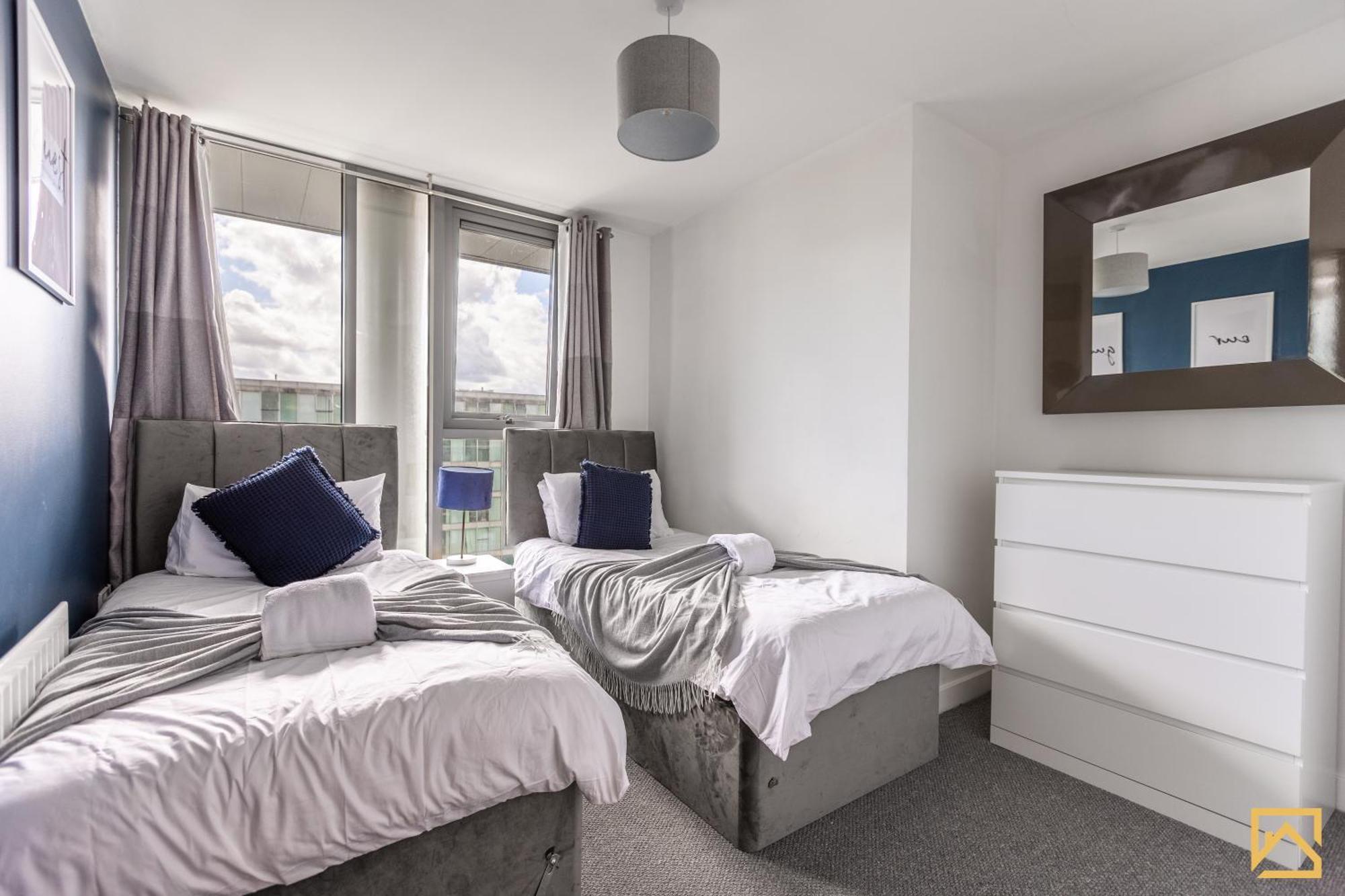 Apartment Luxury 2-bed In Mk By Valore Services *