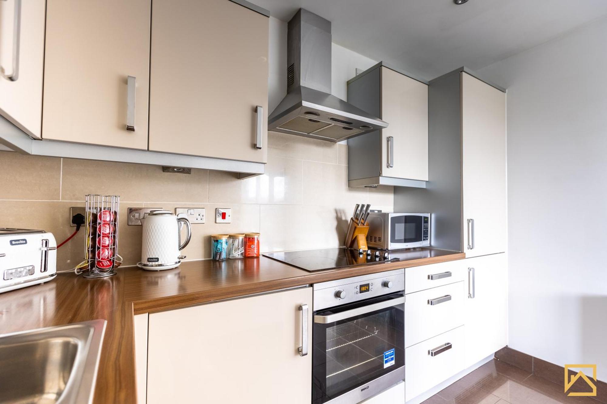 Luxury 2-bed In Mk By Valore Services Apartment Milton Keynes
