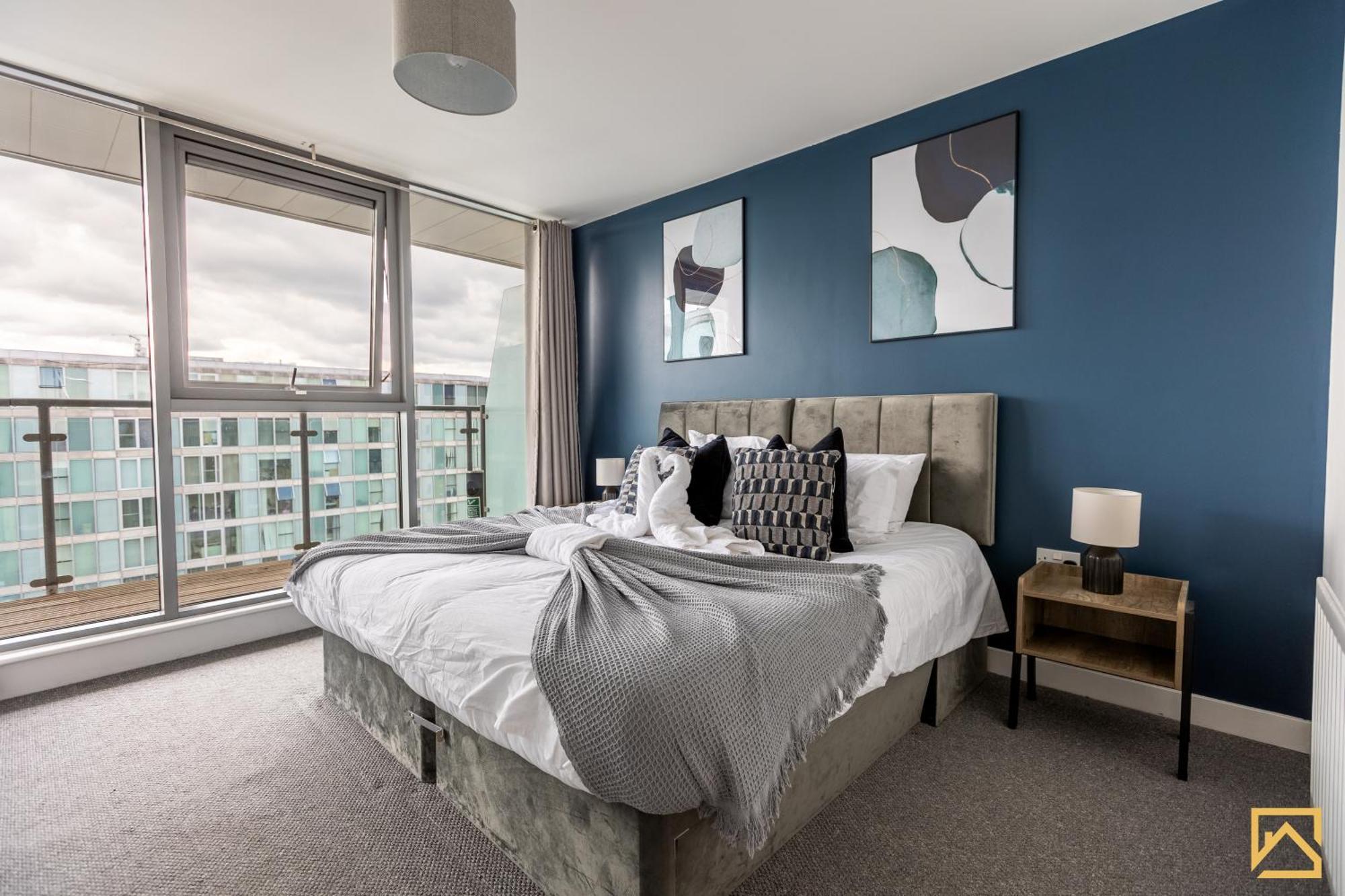 Luxury 2-bed In Mk By Valore Services